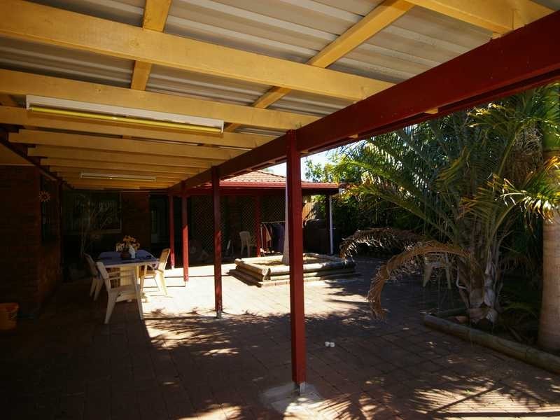 3 Carl Court, Banksia Beach QLD 4507