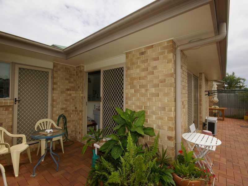 2/12 Fourth Avenue, Bongaree QLD 4507