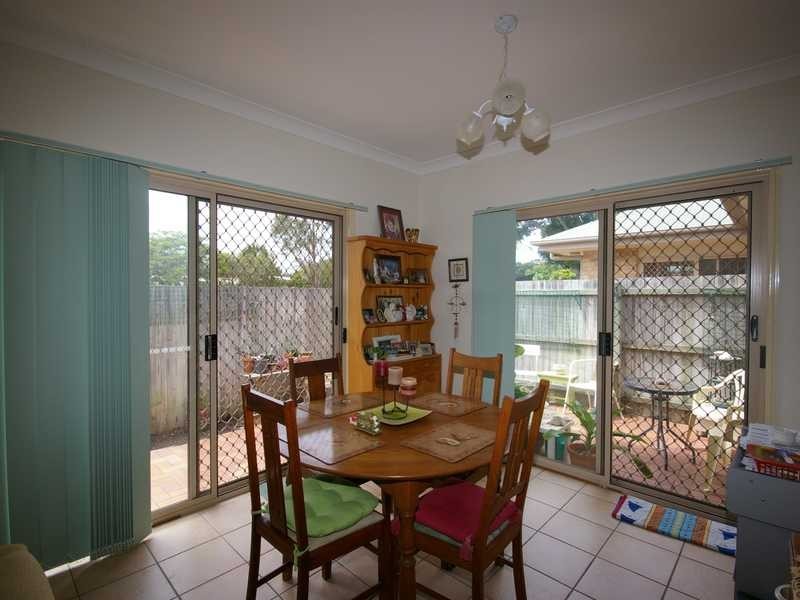 2/12 Fourth Avenue, Bongaree QLD 4507