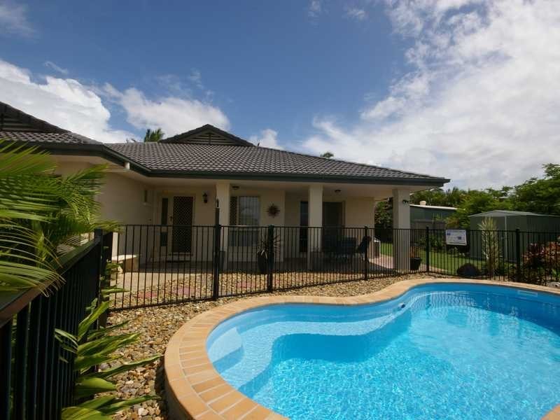 16 Scarborough Court, Sandstone Point QLD 4511