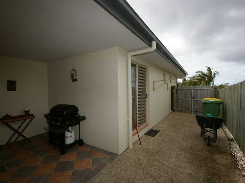 16 Scarborough Court, Sandstone Point QLD 4511