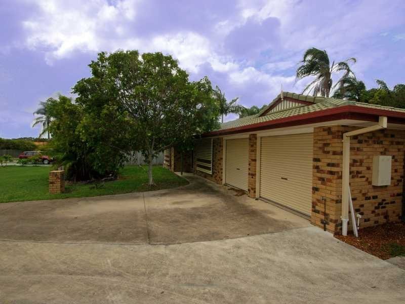 15 Salmon Place, Sandstone Point QLD 4511