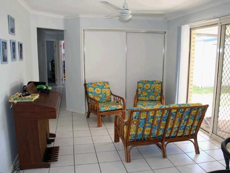 12 Monavale Court, Sandstone Point QLD 4511