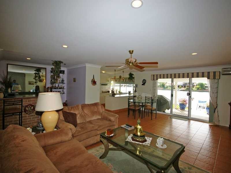 13 Carl Court, Banksia Beach QLD 4507