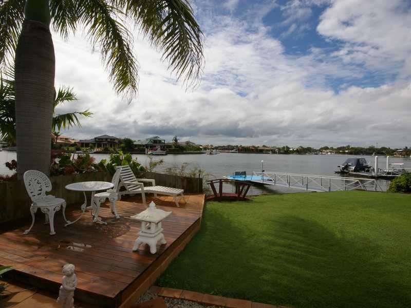 13 Carl Court, Banksia Beach QLD 4507