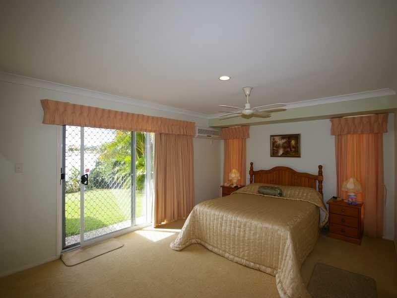 13 Carl Court, Banksia Beach QLD 4507