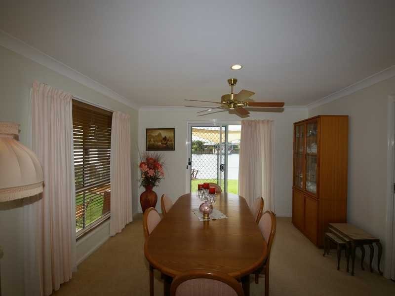 13 Carl Court, Banksia Beach QLD 4507