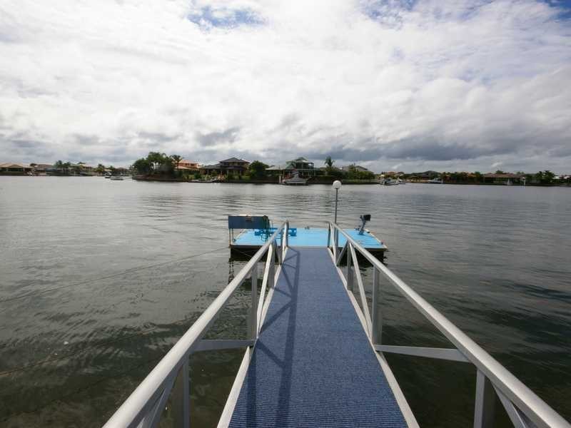 13 Carl Court, Banksia Beach QLD 4507