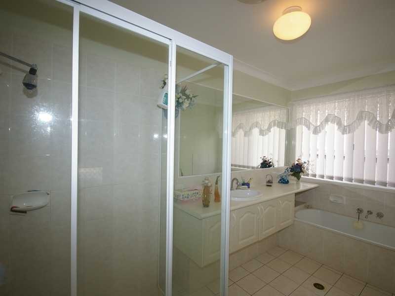 13 Carl Court, Banksia Beach QLD 4507