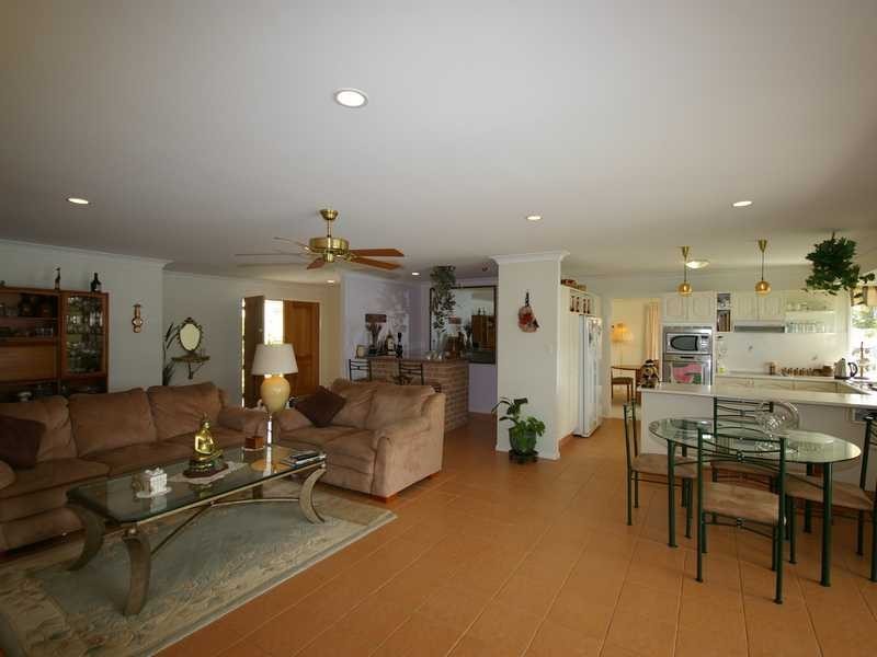 13 Carl Court, Banksia Beach QLD 4507