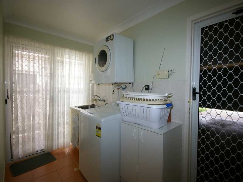 13 Carl Court, Banksia Beach QLD 4507