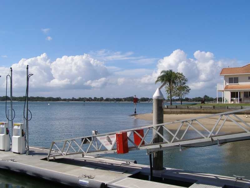 Unit 11/24 Spinnaker Drive, Sandstone Point QLD 4511