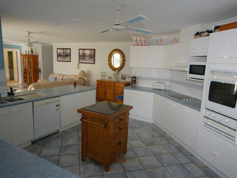 13 Capstan Court, Banksia Beach QLD 4507