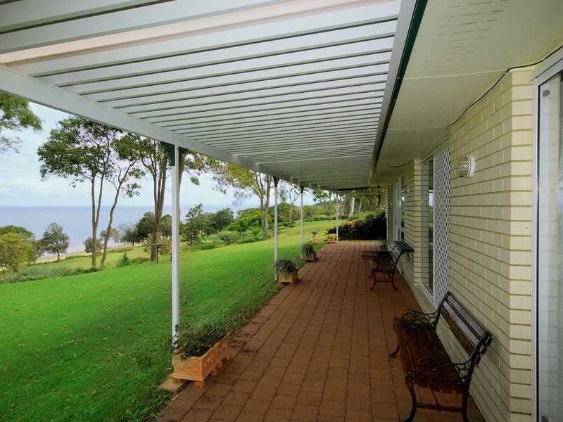 12 Howard Court, Sandstone Point QLD 4511