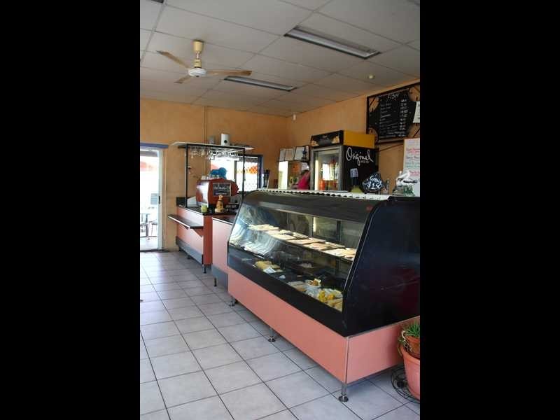 5/11-13 Marine Parade Sylvan Beach Fish Cafe, Bellara QLD 4507