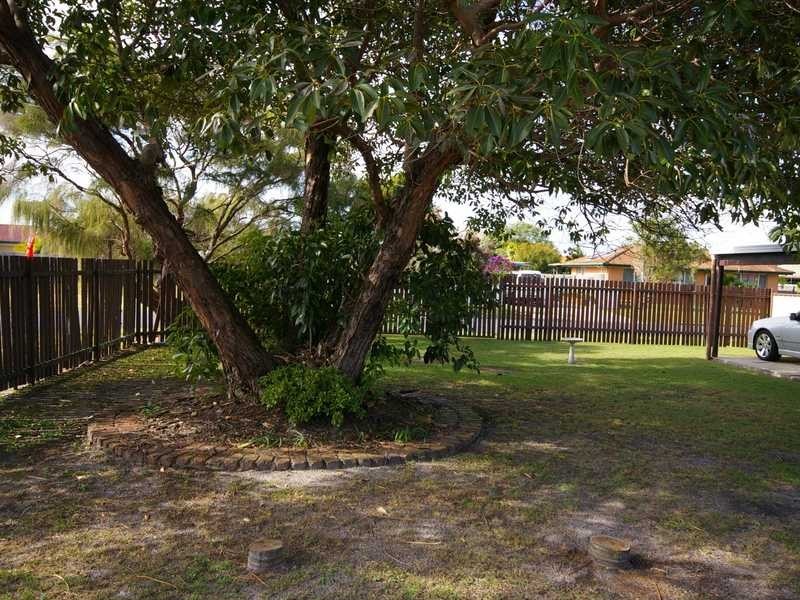 2/16 Frederick Street, Banksia Beach QLD 4507