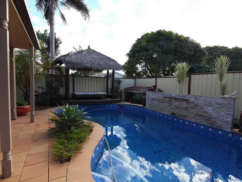 15 Jacaranda Drive, Bongaree QLD 4507