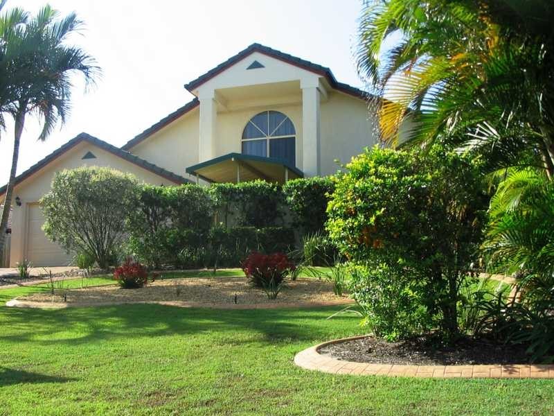 211 Endeavour Drive, Banksia Beach QLD 4507