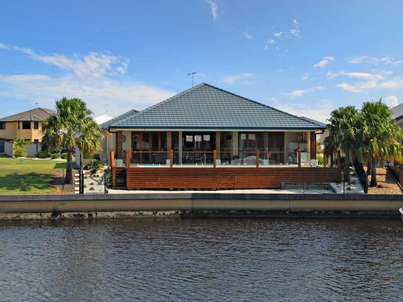 20 Raptor Parade, Banksia Beach QLD 4507