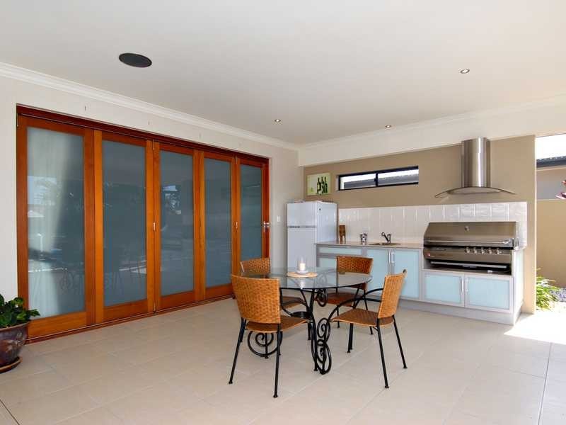 20 Raptor Parade, Banksia Beach QLD 4507