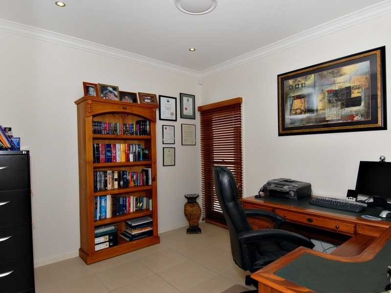 20 Raptor Parade, Banksia Beach QLD 4507