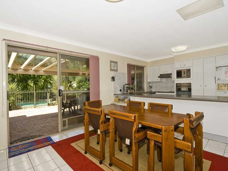 15 Cocos Drive, Ningi QLD 4511