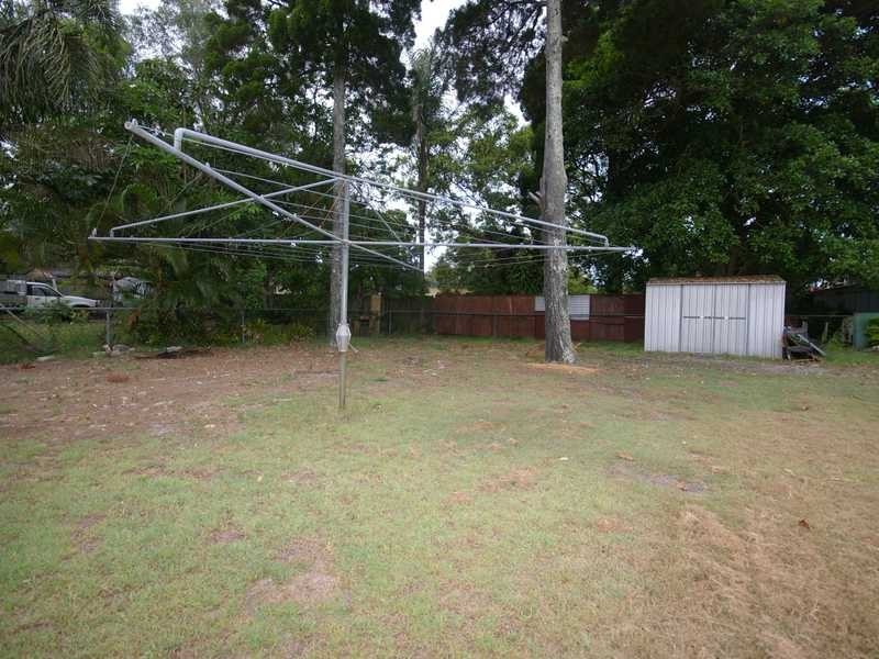 33 Bonham Street, Bongaree QLD 4507