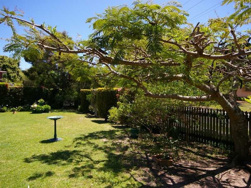 24 Foley Street, Bongaree QLD 4507