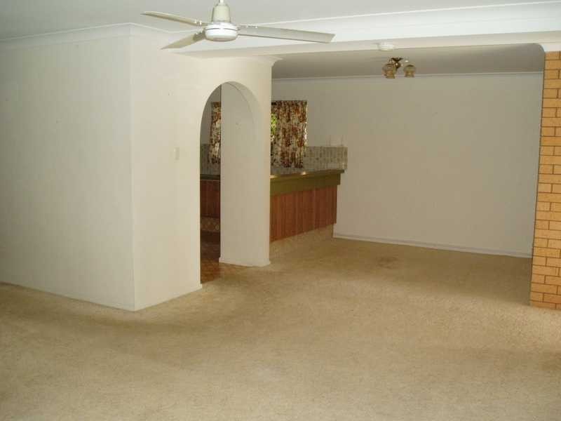 1/15-19 Toorbul St, Bongaree QLD 4507