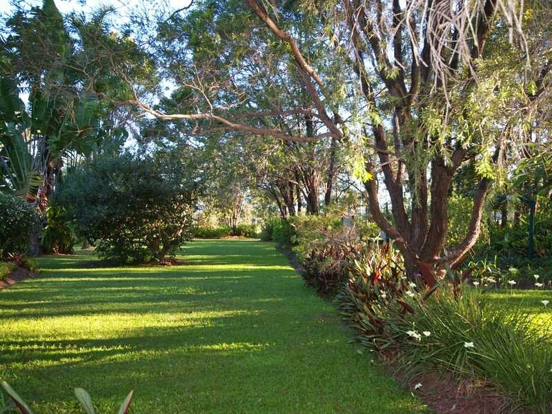 8 Aylward Road, Ningi QLD 4511