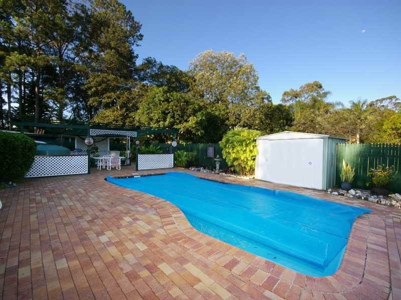 8 Aylward Road, Ningi QLD 4511