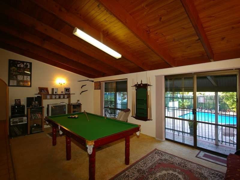 8 Aylward Road, Ningi QLD 4511