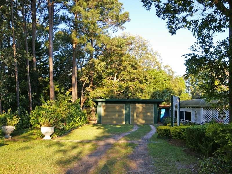 8 Aylward Road, Ningi QLD 4511