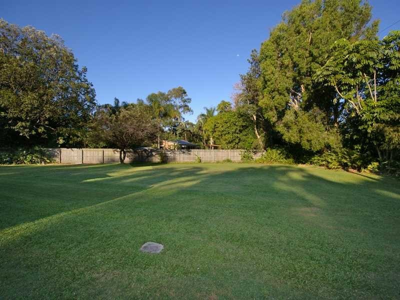 8 Aylward Road, Ningi QLD 4511