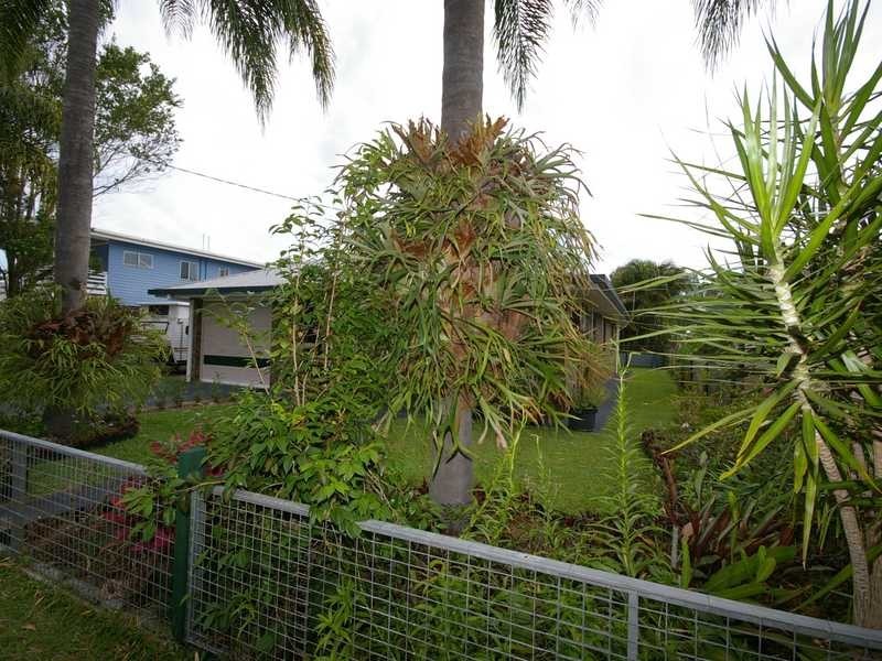 1294 Bribie Island Road, Ningi QLD 4511