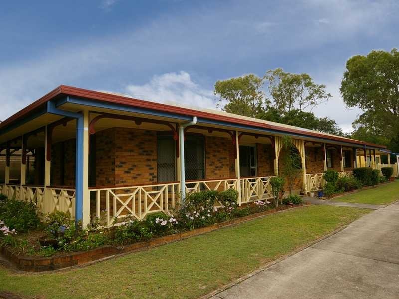 11 Sandpiper Street, Beachmere QLD 4510