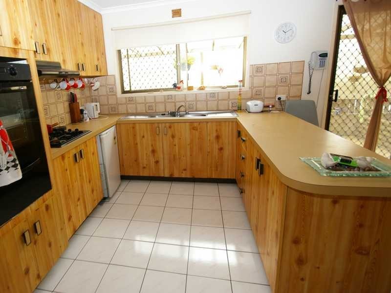 11 Sandpiper Street, Beachmere QLD 4510