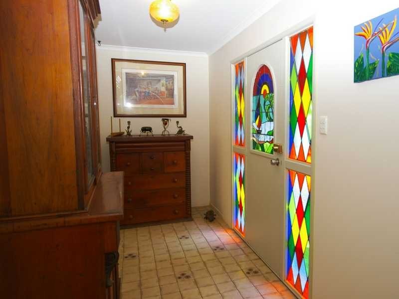 11 Sandpiper Street, Beachmere QLD 4510