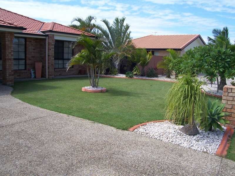 104 Carpenter Way, Sandstone Point QLD 4511