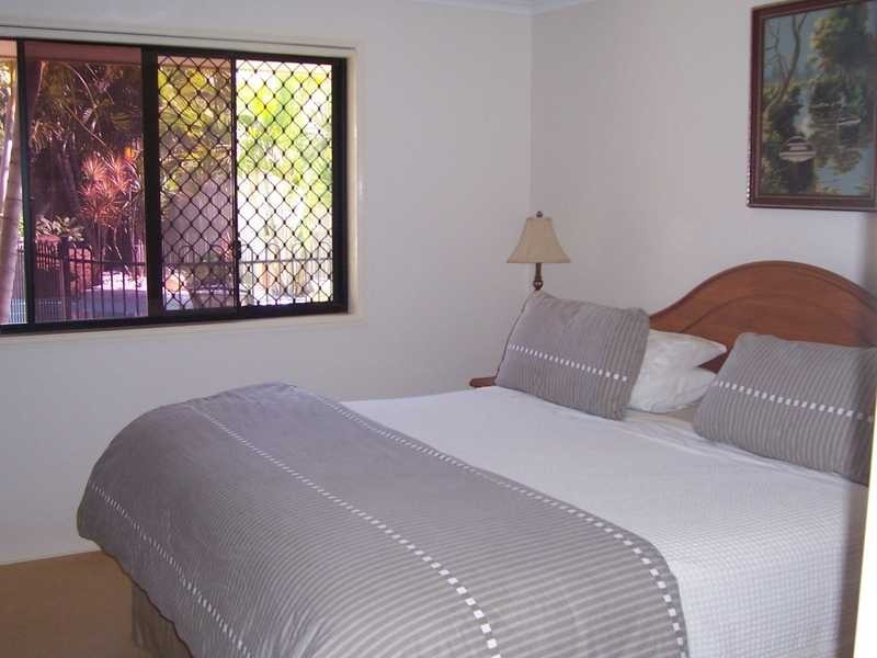 104 Carpenter Way, Sandstone Point QLD 4511