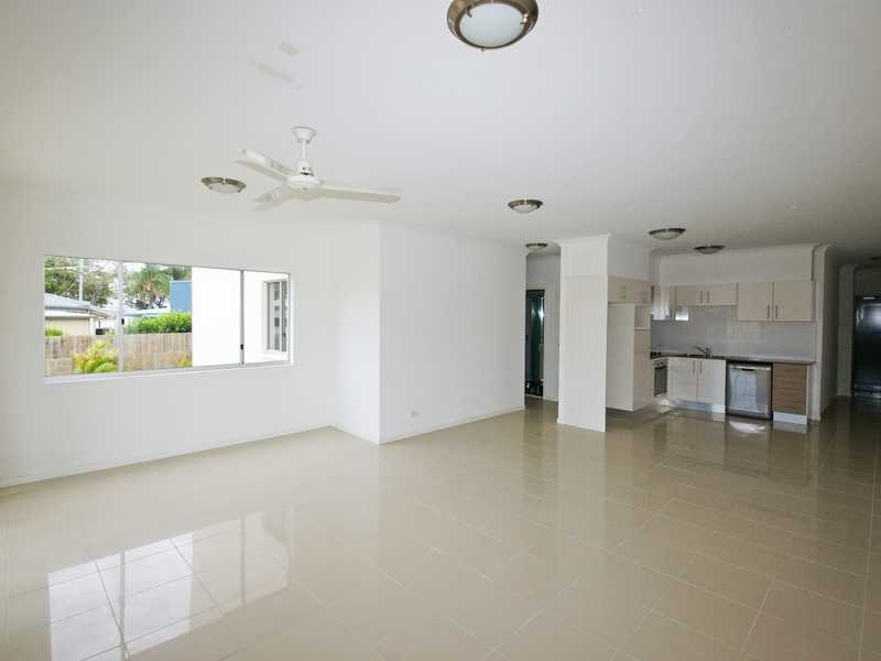 19 Sylvan Beach Esplanade, Bellara QLD 4507