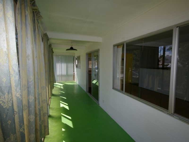 28 Winston Drive, Bongaree QLD 4507