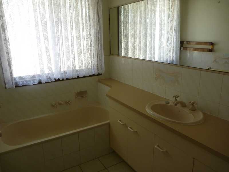 7 Magdalena Place, Banksia Beach QLD 4507