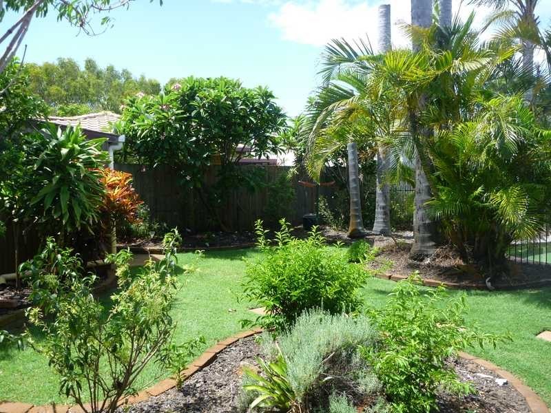 7 Magdalena Place, Banksia Beach QLD 4507