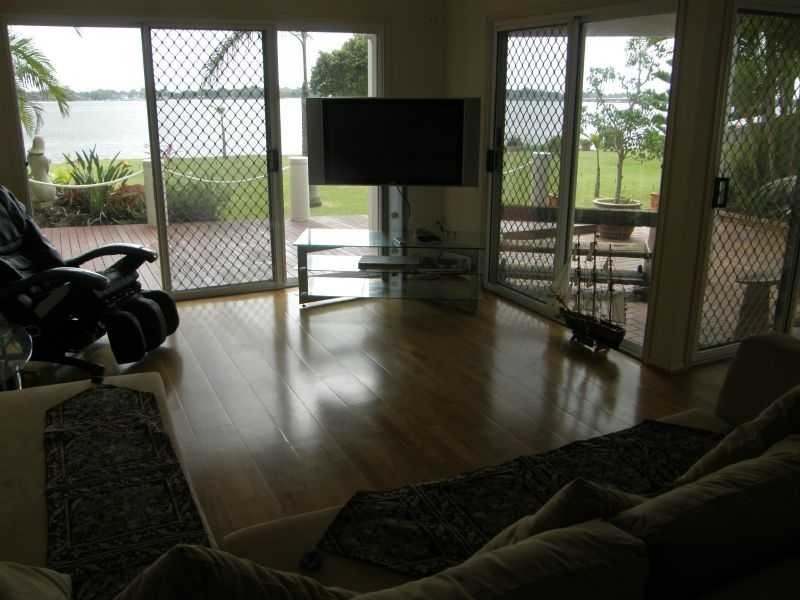 3/18 Spinnaker Drive, Sandstone Point QLD 4511