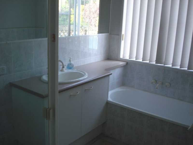 48 Topsail Circuit, Banksia Beach QLD 4507