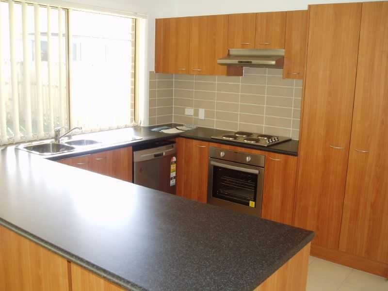 20 Ellis Court, Sandstone Point QLD 4511