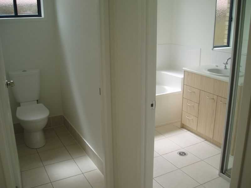 20 Ellis Court, Sandstone Point QLD 4511