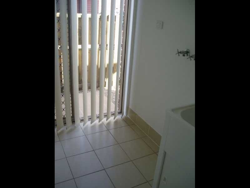 20 Ellis Court, Sandstone Point QLD 4511