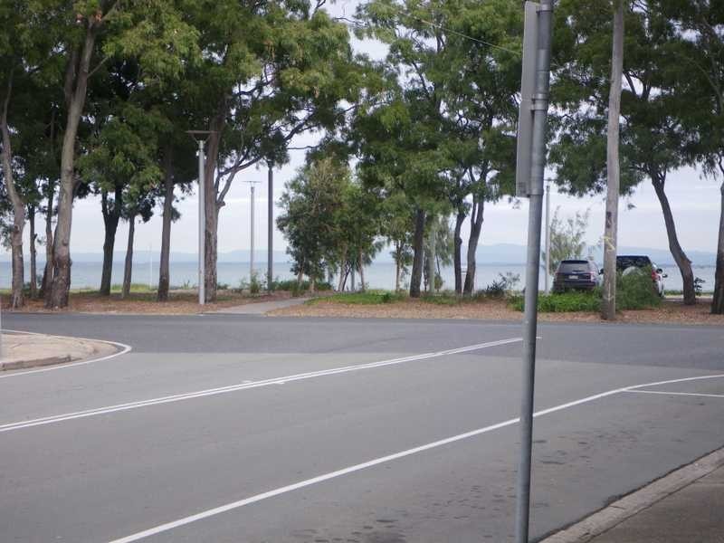 Shop 6/85 Welsby, Bongaree QLD 4507